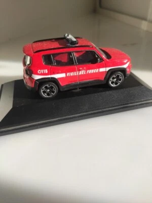 VIGILI DEL FUOCO Jeep Renegade  - Pompieri Italia Die Cast Model  1/43 - Immagine 1 di 4