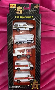 MAISTO 12017 1:64 FIRE DEPARTMENT 2 - 5 STAR SERIES - DIECAST - 1995 5) Rescue - Picture 1 of 6
