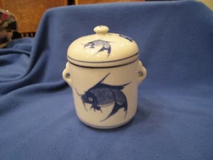 Vintage asiatisch blau und weiß Porzellan Koi Fisch Ingwer/Teedose mit Deckel 6" - Bild 1 von 9