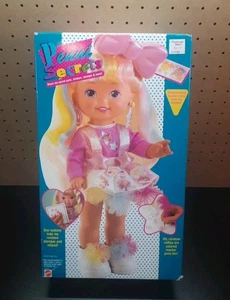 1993 VINTAGE MATTEL PENNI SECRETS PUPPE BRANDNEU FABRIKVERSIEGELT SEHR SELTEN - Bild 1 von 7