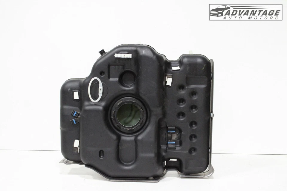 2019-2025 CHEVROLET BLAZER 2,5 Л БЕНЗОБАК РЕЗЕРВУАР С ТЕПЛОЗАЩИТНЫМ ЭКРАНОМ OEM - Изображение 1 из 4