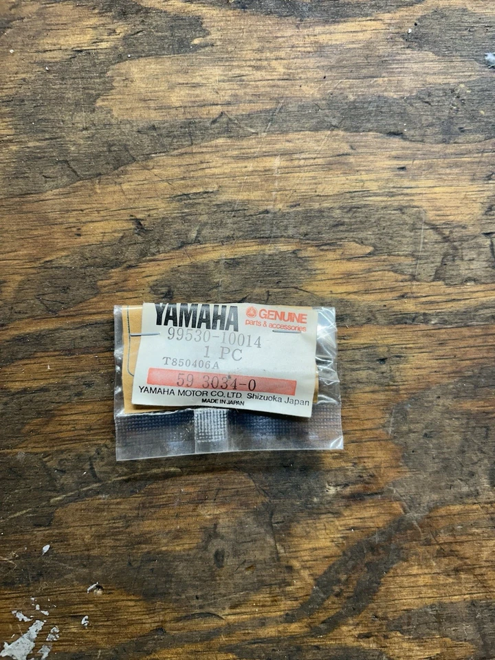 Pasador de pasador de caja de manivela Yamaha OEM PN 99530-10014 Foto 1 de 1