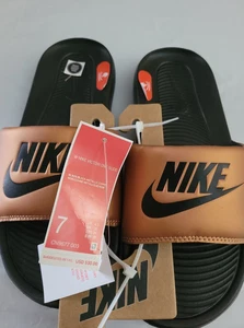 Women's Nike Victori One Slide Slider Sandals Shoes size 7 - Picture 1 of 2