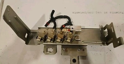  MERCEDES BENZ R107 380SL A/C CLIMATE CONTROL VACUUM VALVES SWITCHES SELINOIDS  - Image 1 of 2