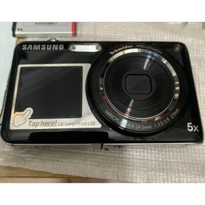 Cámara Digital Samsung ST600 con Accesorios Doble Pantalla Táctil Negra - Imagen 1 de 5