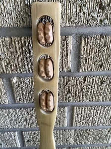 Paquete de 2 rodillos de masaje terapéuticos de largo alcance rascador de espalda de bambú vendedor de EE. UU. - Imagen 1 de 3