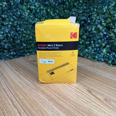 Kodak Mini 2 Retro P210R White Wireless Portable Photo Printer 2.1x3.4 Inch New - Image 1 of 4
