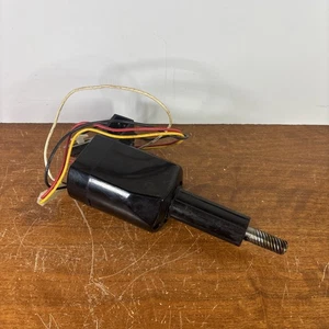 Singer 750 Sewing Machine Motor On/Off Switch Direct Drive Gear PA 31-8 Used EUC - Picture 1 of 12
