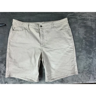 Bermudas Lee Riders para mujer de tiro medio talla 20 caqui algodón spandex elásticas Foto 1 de 4