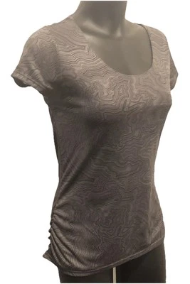 Merrell Select Wick SM Gray Black Printed Top Ruched Sides Short Sleeve Athletic - Image 1 of 4