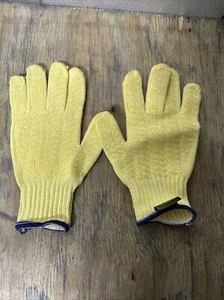 DuPont Kevlar Glove Cut And Slash Resistant Size Small - 1 Pair - Picture 1 of 1
