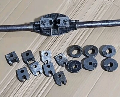 Vintage Reed No. 2A Pipe Threader Set w/Dies and Pipe Taps Set Tool - Image 1 of 4