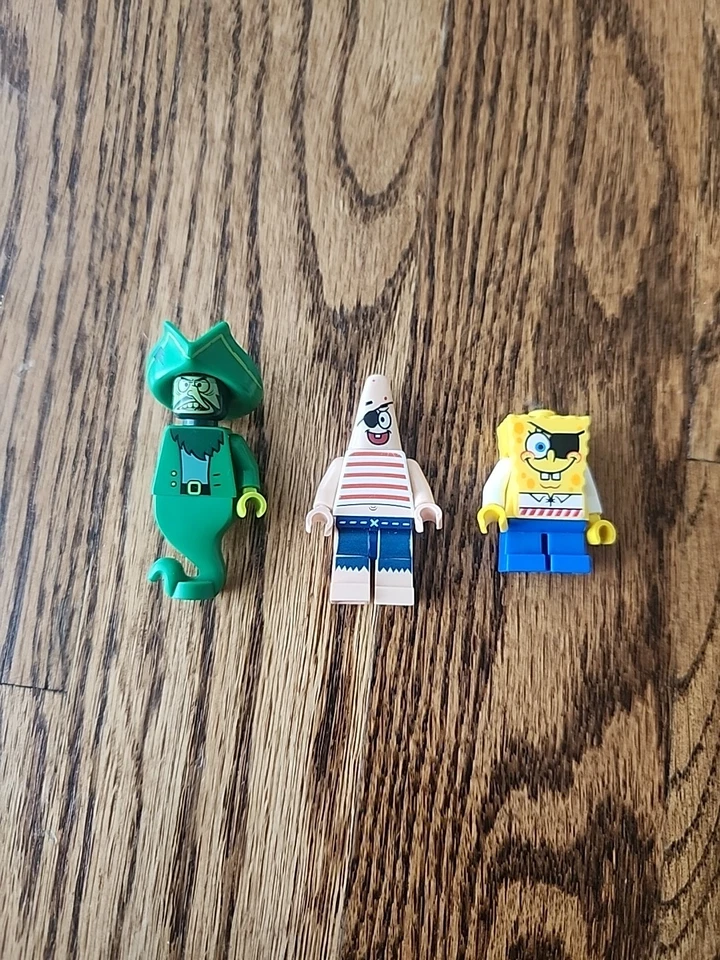 Lego 3817 Spongebob Squarepants Flying Dutchman Patrick 3817 Minifigures Retired - Image 1 of 4
