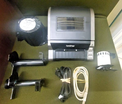 Brother QL-1050 Touch Großformat Thermodirekt Etikettendrucker -- KAUM BENUTZT - Bild 1 von 4