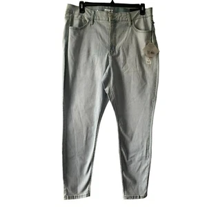 Ava & Viv High-Rise Skinny Jeans Size 18R Light Wash - Picture 1 of 11