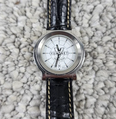 Reloj suizo de cuarzo Vuarnert para dama con pantalla de fecha de 25 mm esfera blanca correa de cuero Foto 1 de 4