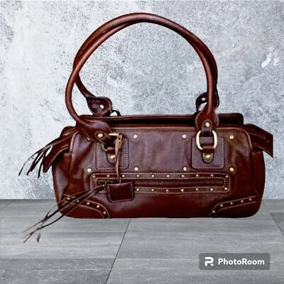 Bolso de Hombro Cartera Via Spiga Marrón Tachonado 100% Cuero Doble Asa Nuevo $325 Foto 1 de 4