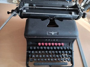 Adler Vintage Schreibmaschine - Bild 1 von 1