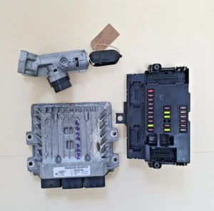 # Juego de cerraduras ECU RELÉ CITROEN PEUGEOT BOXER 2.2 EURO5 9691854780 9676721380 - Imagen 1 de 7