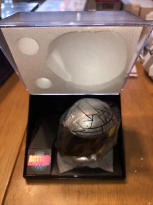 Casco Iron Man Terry Labonte #5 Kellogg's 1998 1/4 acción nunca abierto nuevo de Lote Antiguo Foto 1 de 4