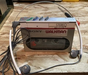 Sony WM-10 walkman + MDR-W30 headphones Working portable cassette vintage - Picture 1 of 4