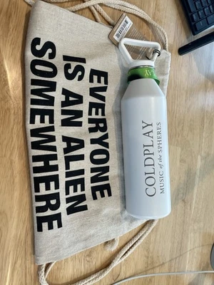 NUEVO Coldplay Music of the Spheres 27 oz. Botella de agua y bolsa MiiR regalo VIP  Foto 1 de 4