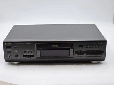 Technics SL-PS670A CD-Player - Nicht Funktionierend, Kosmetische Abnutzung - Bild 1 von 4