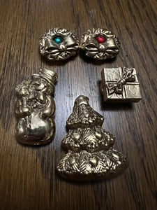 Lot Of 5 Christmas Button Covers Gold Tone - Picture 1 of 3