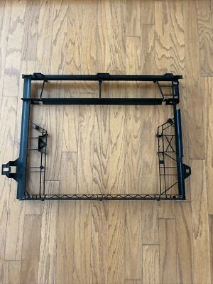 Cuadro de apoyo del radiador Porsche Cayenne 2012 2013 2014 2015 2016 2017 Foto 1 de 4