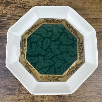 Plato de baratija de jabón de porcelana Wamsutta barroco damasco Japón - marfil, verde y dorado Foto 1 de 4