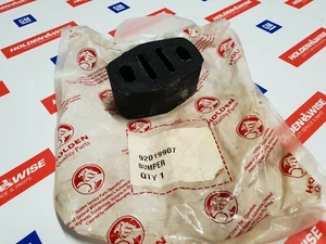 Genuine NOS Holden Camira JB JD JE Rear Pipe Muffler Bracket Exhaust Rubber - Picture 1 of 1