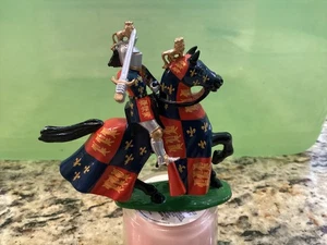 Vitrina de coleccionistas 2004 - Henry V #41094 caballero montado con espada y escudo bonito - Imagen 1 de 13