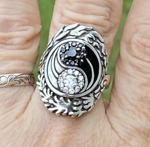 Anillo Yin Yang Plata de Ley .925 con Circonita Blanca y Negra Talla 10 Peter Stone - Imagen 1 de 15