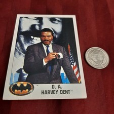 [010] Batman 1989 D.A. Harvey Dent Topps Classic Throwback Trading Card