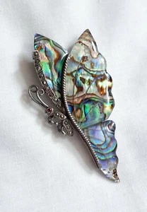 Vintage sterling silver & mother of pearl Butterfly brooch, 8.6 grams  - Picture 1 of 5