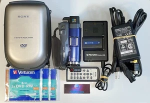 Camera HandyCam Sony DVD/RW DCR-DVD91E + Telecommande + Sacoche + 3 DVD Neufs - Photo 1 sur 19
