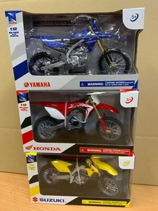Combo de bicicleta modelo juguete NewRay 1:12 Die-Cast Motocross MX RMZ 450 YZF 450 CRF 450 - Imagen 1 de 4