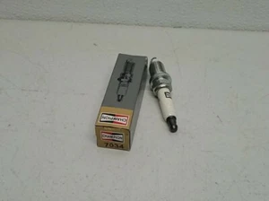 Spark Plug Champion Spark Plug 7034 - Picture 1 of 5