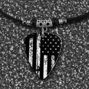 American Flag Aluminum Guitar Pick Necklace - Picture 1 of 3