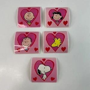 Smilemaker von Sandylion Peanuts Snoopy Herzen 5 Stück Aufkleber - Bild 1 von 3