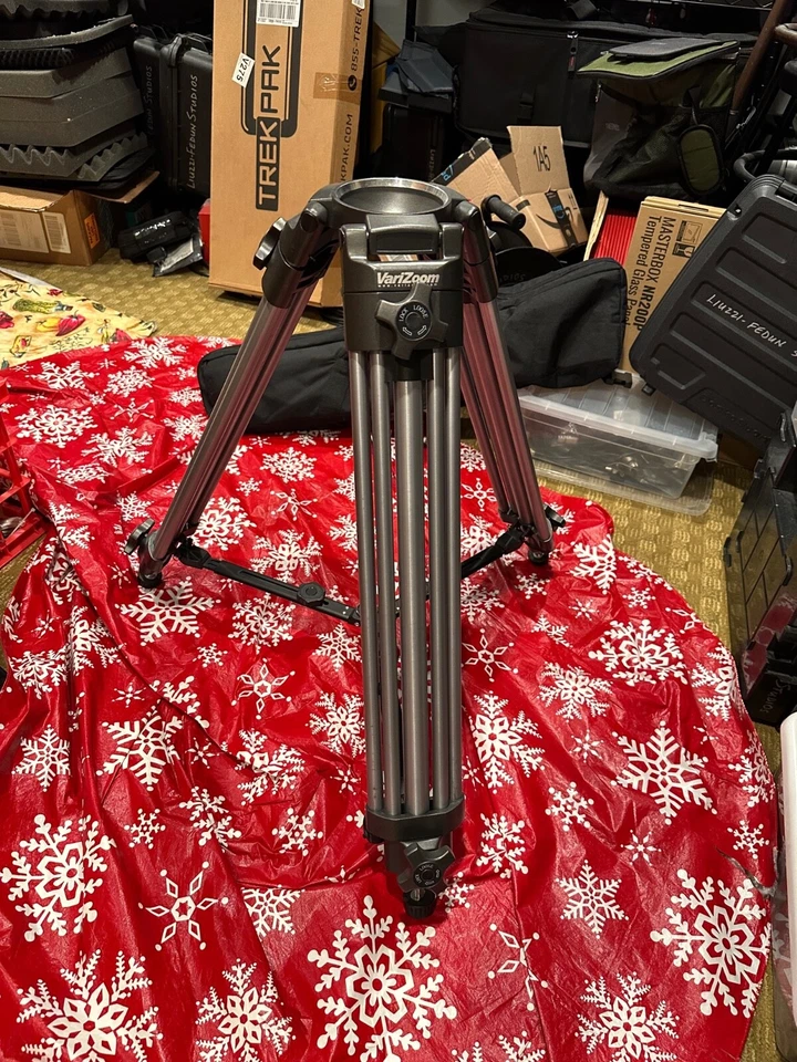 VariZoom Professional Tripod VZ-T100AM - Image 1 of 1