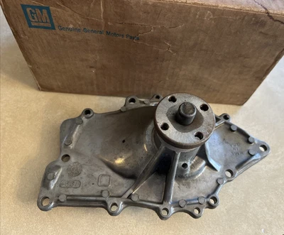 Bomba de agua NOS OEM GM Buick Skylark GS 400 GS455 Foto 1 de 4