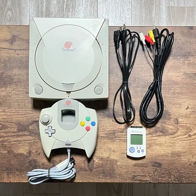 Console Sega Dreamcast HKT-3000 Manette En Boîte Région Japonaise Testée Fonc... - Photo 1/4