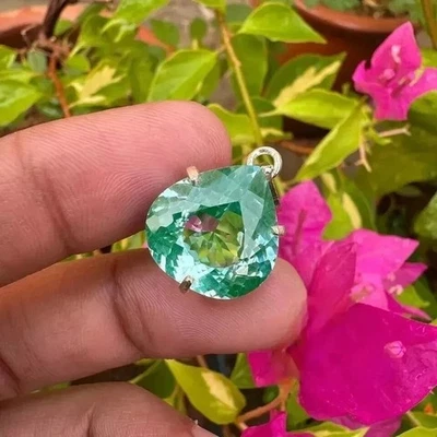 Natural Certified 28.54 Ct Green Sapphire Loose Gemstone Silver 925 Pendant - Image 1 of 4