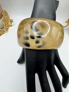 Angela Caputi Brown & Beige Animal Prints Lucite Bangle Vintage Pre-Owned - Picture 1 of 9