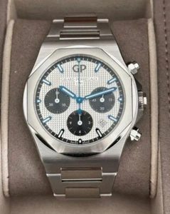 Girard-Perregaux Laureato Silver Men's Watch - 81020-11-131-11A - Picture 1 of 18
