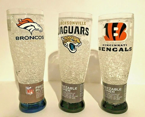 NFL Crystal Freezer Pilsner 16 oz Refreezeable Beer Mug Cover
