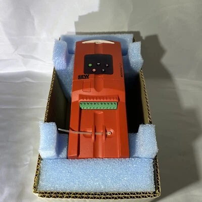 COSER EURODRIVE MC LTE A0022-503-1-00 Inversor Drive Movitrac 3 HP 380-480V Foto 1 de 3