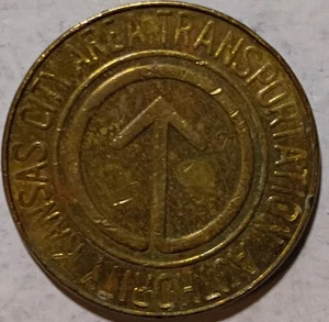 Kansas City, Missouri - Kansas City Area Transportation Authority MO 440 W - Picture 1 of 2