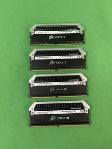 Corsair Dominator Platinum Series 16Gb (4 x 4Gb) DDR4 SDRAM 2666 MHz C15 Memory - Picture 1 of 10
